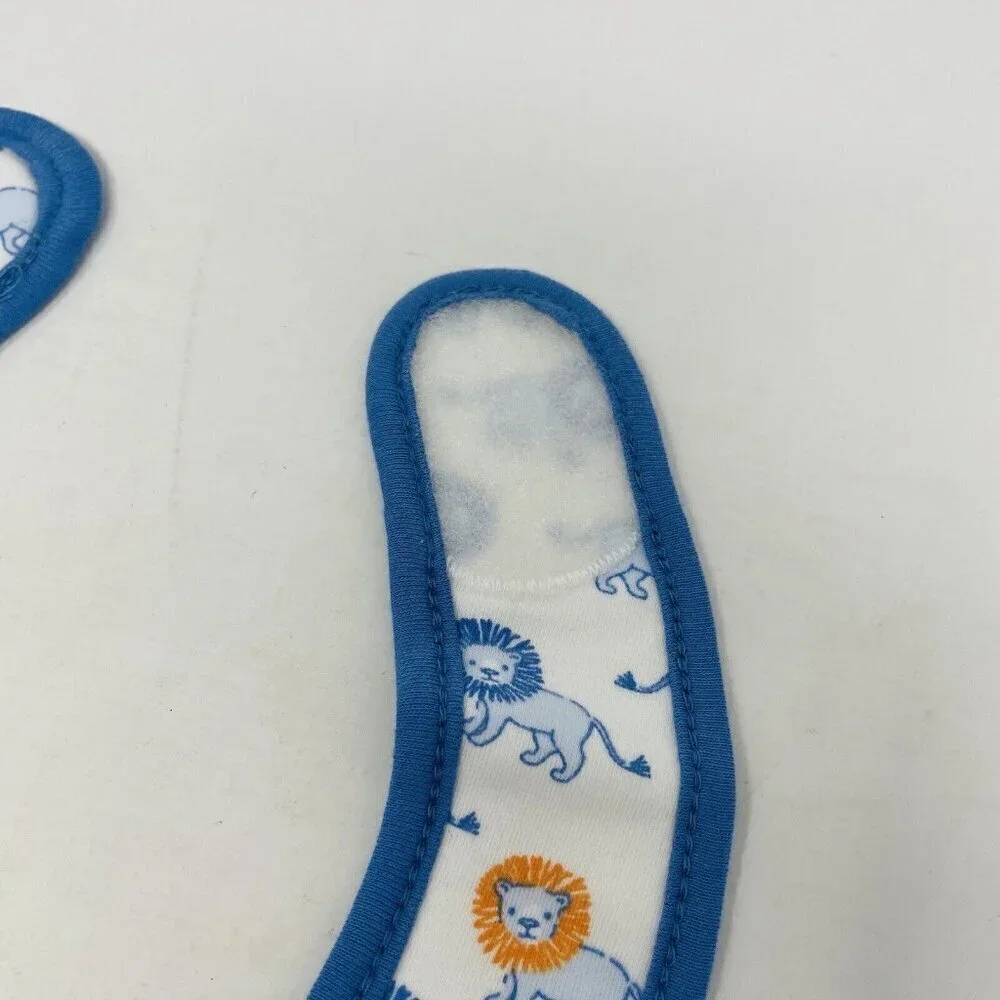 Janie and Jack Baby Boys One Size Lion Print Reversible Bib in White/Blue